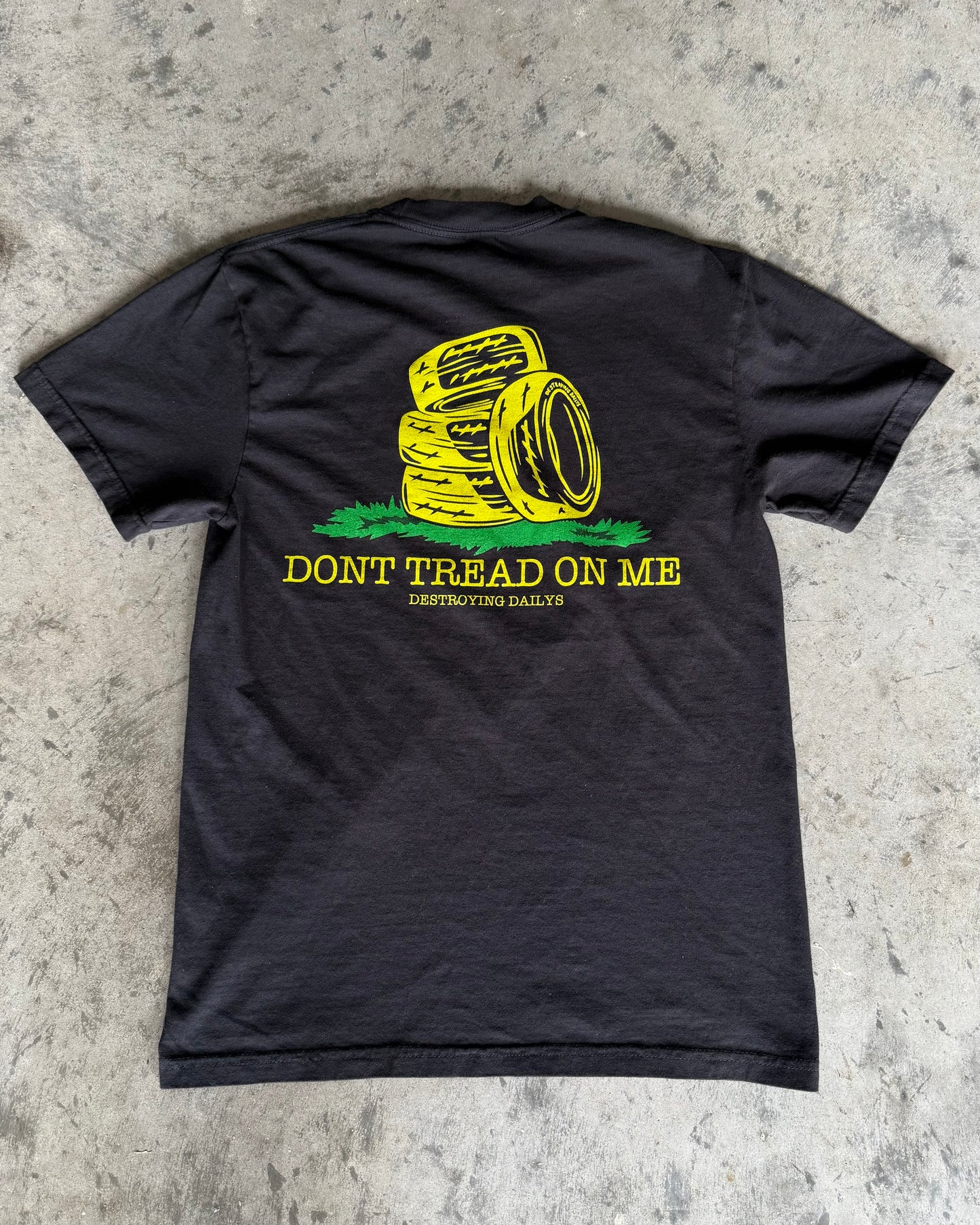 "DONT TREAD ON ME" Tee